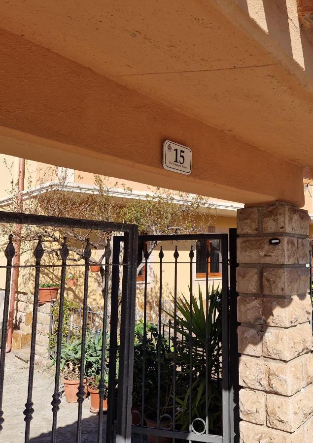 Appartamento Casa Vostra 보사 외부 사진